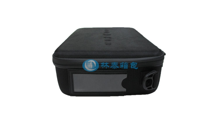 LT-193 電工工具包側(cè)面細(xì)節(jié)