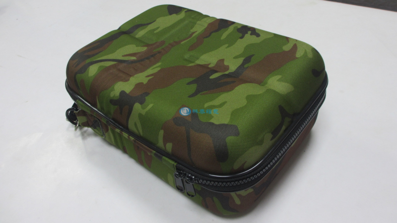 LTK-022 迷彩戶(hù)外工具包轉(zhuǎn)角細(xì)節(jié) LTK-022 迷彩戶(hù)外工具包轉(zhuǎn)角細(xì)節(jié)